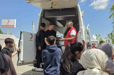Muşlu öğrencilerden Kızılay’a ziyaret 