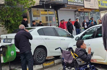 Muş’ta iki araç çarpıştı 