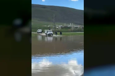 Muş’ta şiddetli yağış sonrası köy sular altında kaldı 