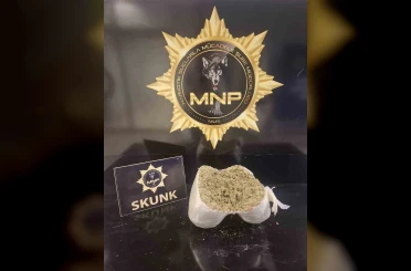 Muş’ta yolcu otobüsünde 2 kilo 72 gram skunk ele geçirildi 