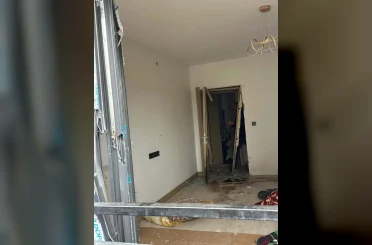 Mutfak tüpü bomba gibi patladı 