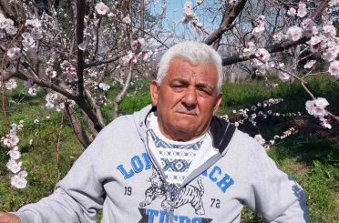 Mut’ta kayısı ağaçları adeta gelinliğe büründü 