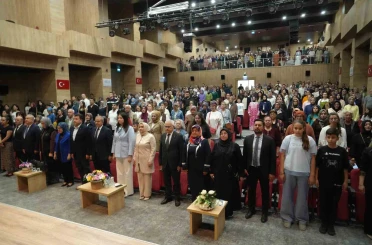 ’Nahita’nın Renkleri Defilesi’ büyük beğeni topladı 