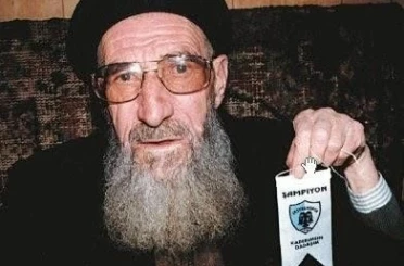Naim Hoca’nın torunu Ahmet Gölleroğlu, çirkin sözlerinden dolayı Nihat Doğan’a dava açacaklarını söyledi 