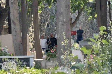 Narin Güran’ın babası ve ağabeyi Mattia Ahmet Minguzzi’nin kabrini ziyaret etti 