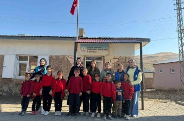 Narman’dan Karaçoban’a uzanan kardeşlik köprüsü 