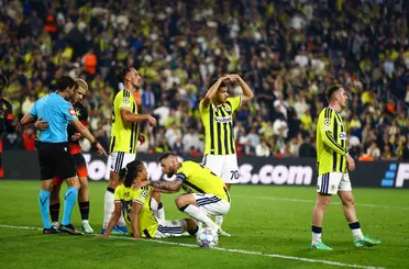 Nathan Ake, maça devam edemedi
