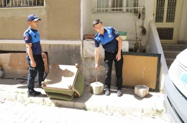 Nazilli Belediyesi’nden kaldırım işgallerine denetim 