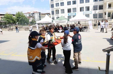Nazilli’de öğrencilere "sağlık elçisi" görevi 