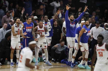 New York Knicks, 27 yıl sonra NBA finaline yükseldi 
