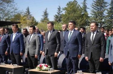 Niğde’de üreticilere tohum ve çilek fidesi desteği: 522 üreticiye dağıtım yapıldı 