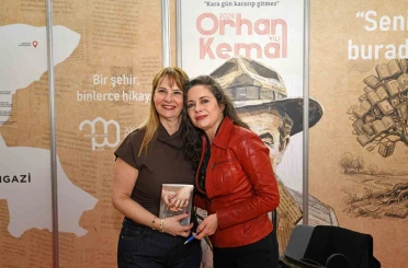 Nilüfer Açıkalın Osmangazi’de okurlarıyla buluştu 
