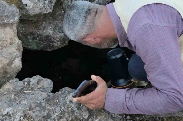 Oğlak otlatırken kaybolan kadın, volkanik arazideki yarık içerisinde bulundu 
