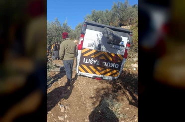 Öğrenci servisi zeytinliğe uçtu: 5 yaralı 