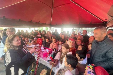 Öğrenciler ’ailenin önemine’ oyuncaklarla dikkat çekti 