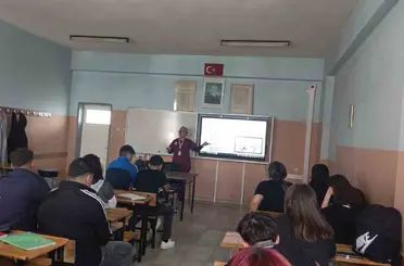 Öğrenciler diyabet ve obeziteye karşı bilgilendirildi
