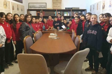 Öğrencilerden Türk Dil Bayramı kutlaması 