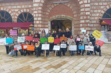 Öğrencilerden "Türkiye Selamlaşıyor" projesi kapsamında anlamlı ziyaret 