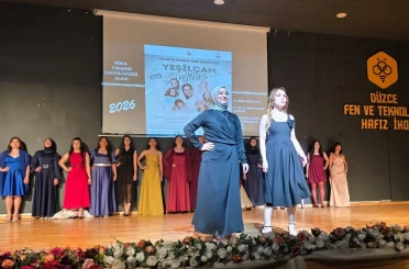 Öğrencilerin Yeşilçam Defilesi çok beğenildi 
