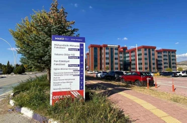 Öğrencisine taciz iddiasıyla hakkında soruşturma açılan öğretim görevlisi görevinden uzaklaştırıldı 