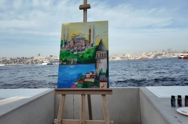 Öğretmenler Kız Kulesi’nden eşsiz İstanbul manzarasını resmetti 