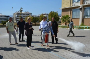 Okul aşçılarına yangın farkındalık eğitimi verildi 