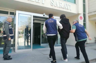 Okulu hedef gösterdi, gözaltına alındı 
