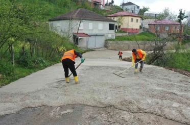 Ordu’nun kırsalında beton yol çalışmaları devam ediyor 