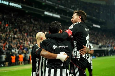Orkun Kökçü, skor katkısına devam ediyor 