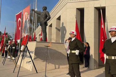 Osmaniye’de Atatürk anısına tören düzenlendi 