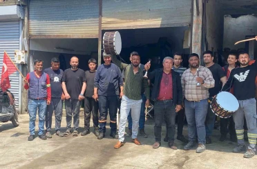 Osmaniye’de sanayi esnafından 1 Mayıs’a davul zurnalı kutlama 