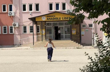 Osmaniye’de simitçi süreyi hatırlattı, son anda gelen aday içeri alınmadı 