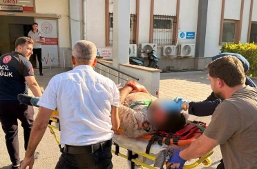 Otomobil ile motosiklet çarpıştı: 1 ağır yaralı 
