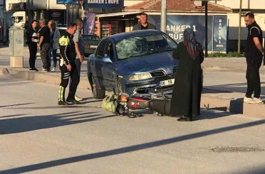 Otomobil ile motosiklet çarpıştı: 1 yaralı