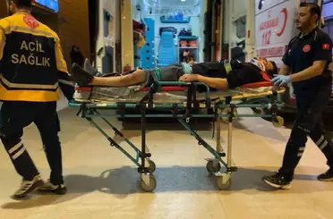 Otomobil ile motosiklet çarpıştı: 2 yaralı
