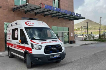 Otomobil üç tekerlekli motosikletle çarpıştı: 1 ölü 3 yaralı 