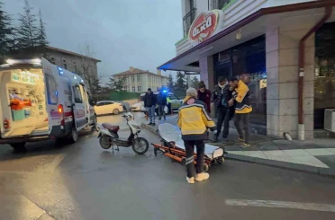 Otomobilin çarpıp kaçtığı bisiklet sürücüsü yaralandı 