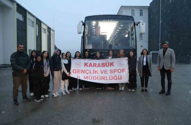 Ovacık’tan Çanakkale’ye giden gençler törenle uğurlandı 