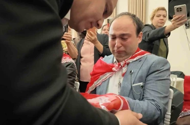 Özel bireyler askerlik kına gecesinde hem duygulandı hem eğlendi 