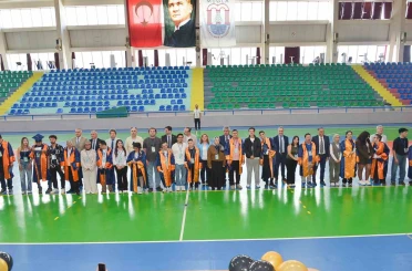 Özel ihtiyaçlı gençler MSKÜ’de kep attı 