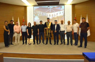 Özkasap, Özbekistanlı üzüm üreticilerini bilgilendirdi 