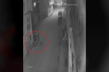 Park halindeki motosikleti çaldılar 