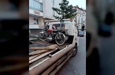 Parkta drift keyfi pahalıya patladı: Sürücüye 3 bin 972 TL ceza kesildi 