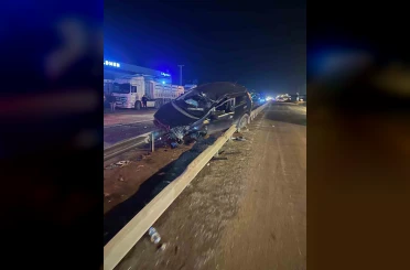 Payas’ta refüje çıkan otomobilin sürücüsü yaralandı 