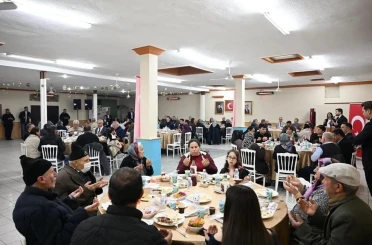 Pehlivanköy’de şehit aileleri ve gaziler onuruna iftar yemeği verildi 