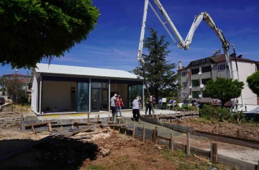 Pelitözü’ne yeni muhtarlık binası, sosyal tesis ve park alanı kazandırılıyor 