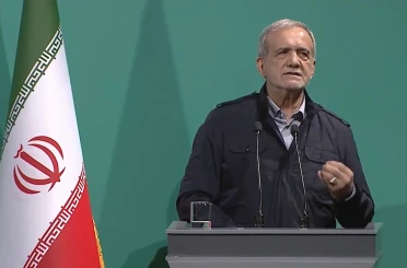 Pezeşkiyan: "Dünya güçleri bizi boyun eğmeye zorlamak istiyor" 