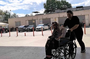 Piknik yaparken yılan ısırdı, hastaneye kaldırıldı 