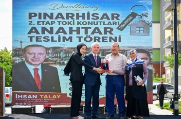 Pınarhisar’da TOKİ sevinci: Anahtarlar hak sahiplerine teslim edildi 