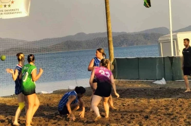 Plaj Hentbolu Köyceğiz’de tüm heyecanı ile devam ediyor 